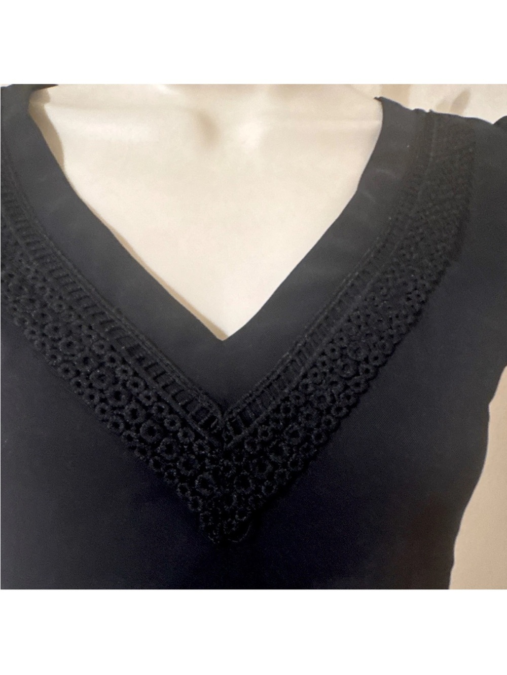 Black V-Neck Ruffled Sleeve Women's Top - Picture 5 of 8